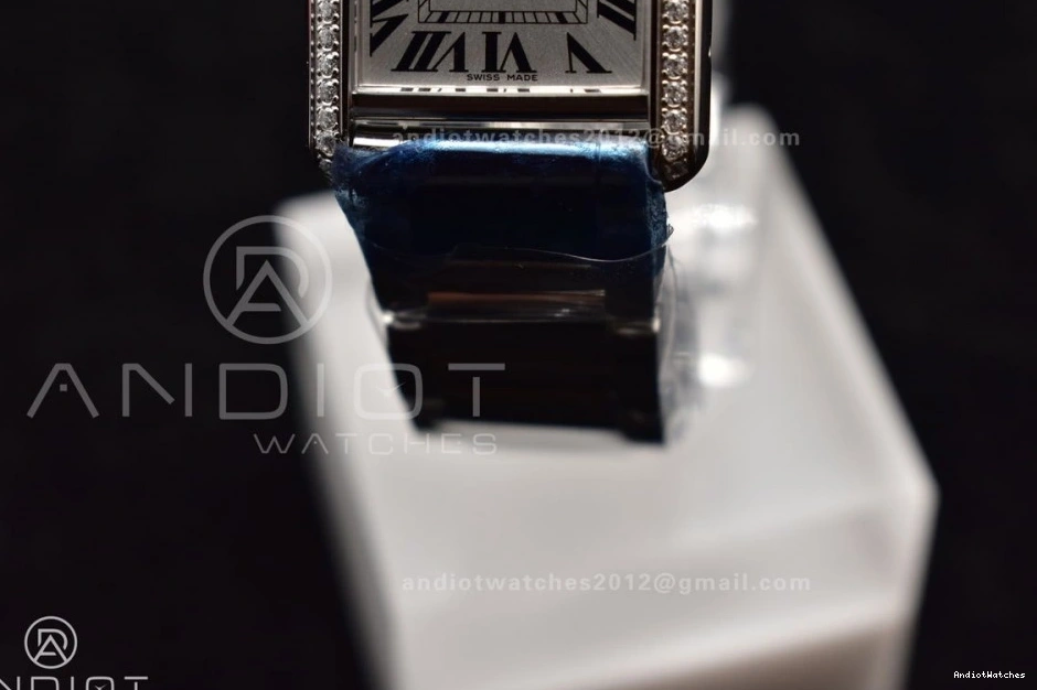 20.3mm ZipUp Ronda K11F On Bezel Bracelet Dial White Diamond Quartz With 1190 SS Tank SS Solo 1001